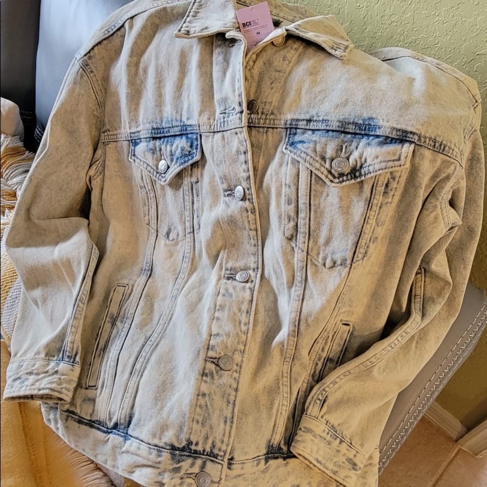 Woman’s jeans Jacket new with tag ..